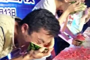 吃瓜比赛搞笑视频大全,笑料横生！吃瓜比赛搞笑视频大盘点