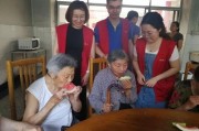 吃瓜娱乐圈爷爷奶奶,揭秘“吃瓜”爷爷奶奶的娱乐生活